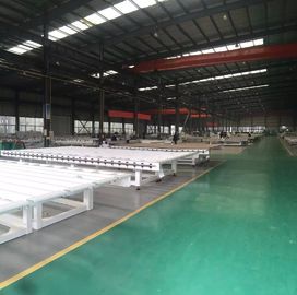 中国 多機能 CNC の自動ガラス打抜き機 3700x2500mm のサイズ サプライヤー