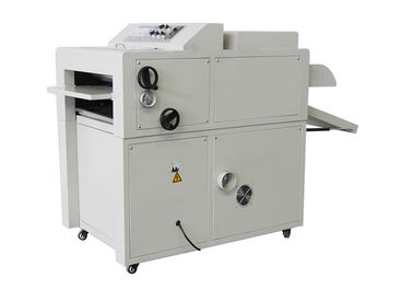 中国 18インチのレーザープリンターによる印刷のための紫外線ラミネーション機械、デジタル印刷のための紫外線コーター サプライヤー