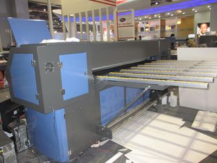 中国 Eco の溶媒/支払能力がある材料のためのデジタル印刷装置を転がす全鋼鉄平面ロール サプライヤー