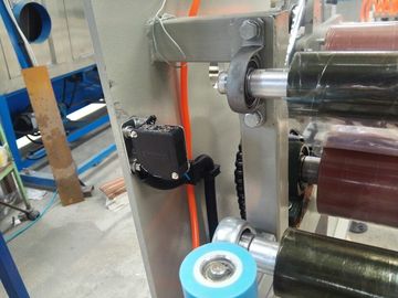 0.75Kwガラス保護フィルム薄板になる機械、調節可能なフィルム カバー速度0.5-7m/s サプライヤー